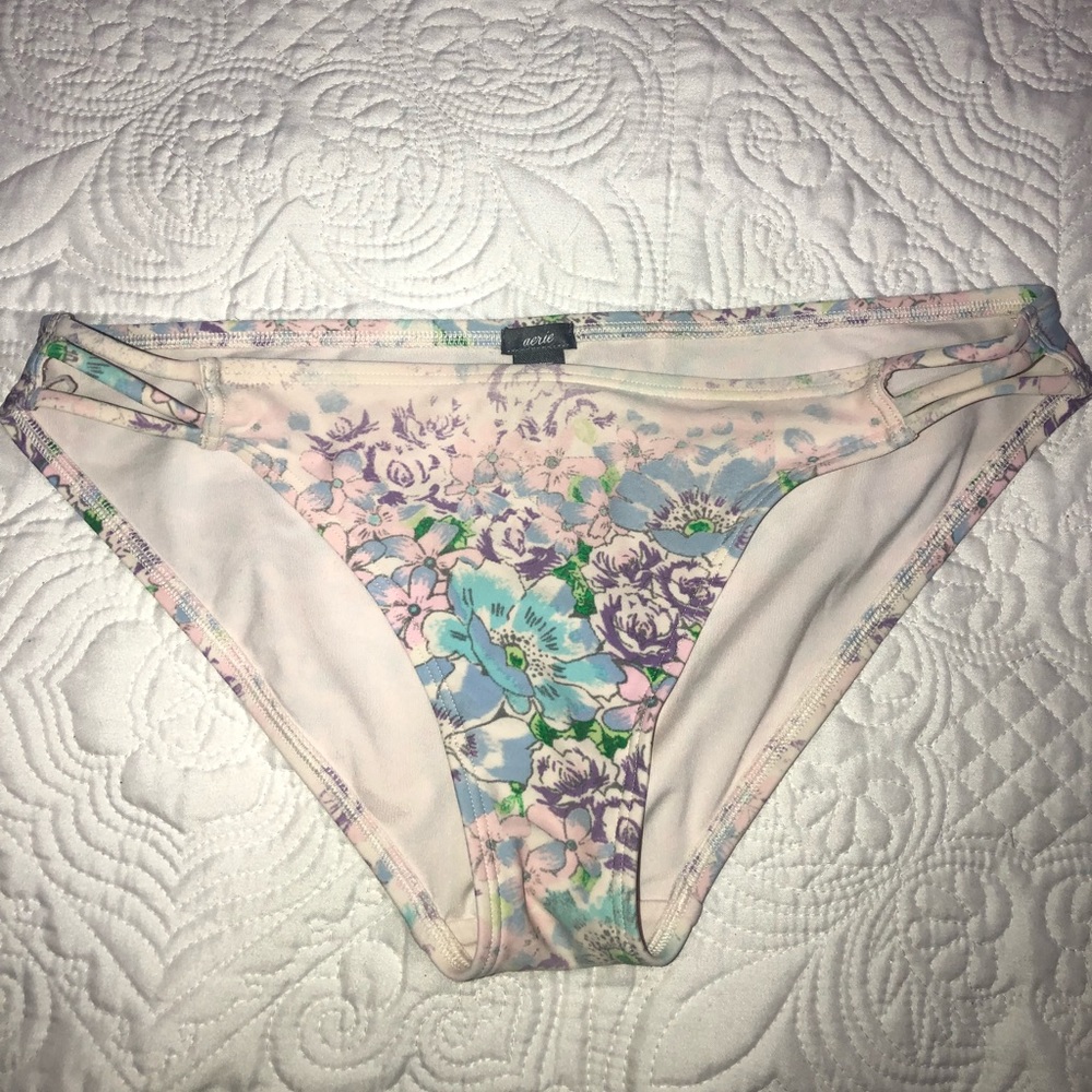 Aerie swim bottoms
